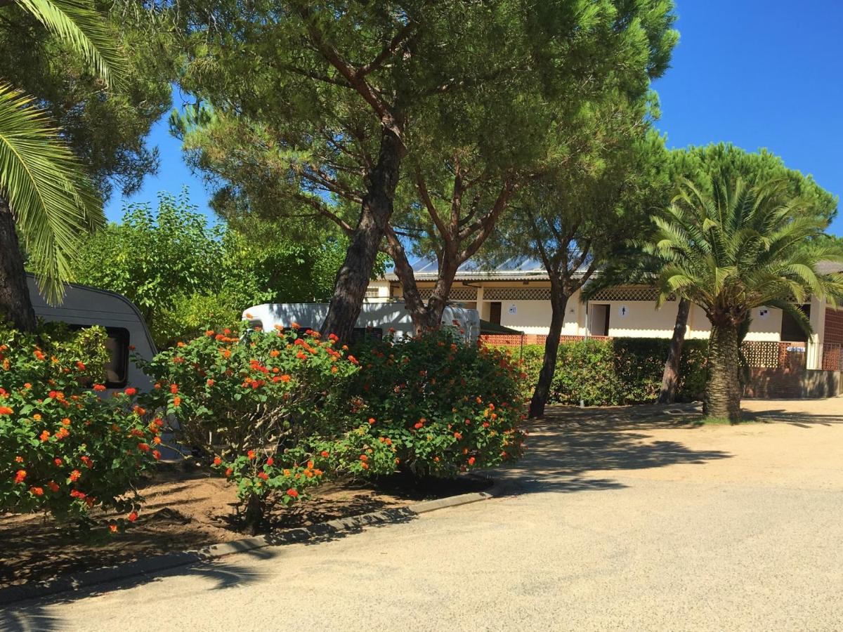 Greenchalets Costa Brava ปาลามอส ภายนอก รูปภาพ